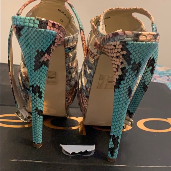 Bebe snake skin high heels - Picture 4 of 4